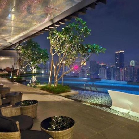 Axon Suites Pavilion By Victory House Kuala Lumpur Bagian luar foto